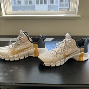 Best offer !  Nike metcons size 8 1/2